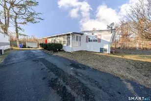 93 Shawnee Rd, East Hartford, CT 06118 - Photo 3