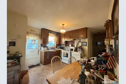 39 Shawnee Drive, Killingly, CT 06239 - Photo 9