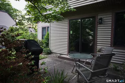 3 Walnut Lane #3, Avon, CT 06001 - Photo 3