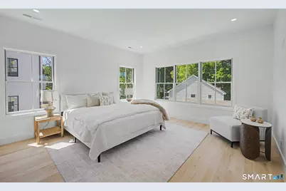 124 Forest Street, New Canaan, CT 06840 - Photo 23