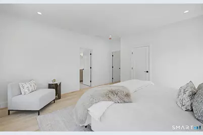124 Forest Street, New Canaan, CT 06840 - Photo 25