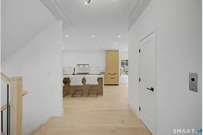 124 Forest Street, New Canaan, CT 06840 - Photo 3