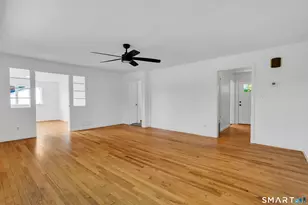8 Cove View Dr, Waterford, CT 06375 - Photo 15