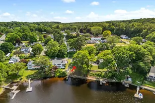 8 Cove View Dr, Waterford, CT 06375 - Photo 9