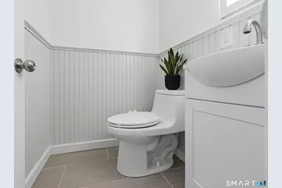 281 Gardner Avenue #H4, New London, CT 06320 - Photo 11