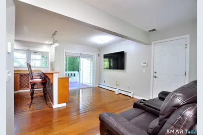 10 Breezy Knoll Drive, Bloomfield, CT 06002 - Photo 17