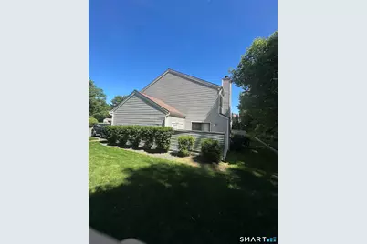 52 Deer Run #52, Bethel, CT 06801 - Photo 3
