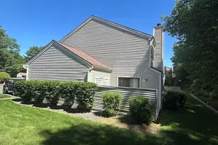 52 Deer Run, Bethel, CT 06801 - Photo 3