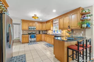 44 Sophia Ct, Meriden, CT 06450 - Photo 11