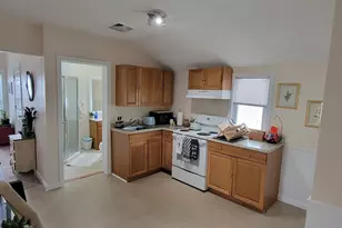 518 Midland St, Bridgeport, CT 06605 - Photo 3