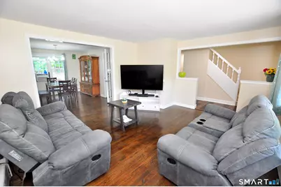 25 Hampshire Drive, Glastonbury, CT 06033 - Photo 3