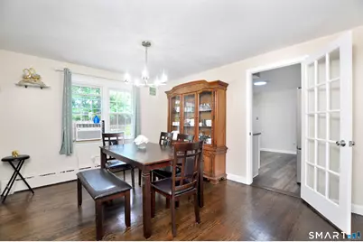 25 Hampshire Drive, Glastonbury, CT 06033 - Photo 9
