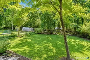136 Hoyts Hill, Bethel, CT 06801 - Photo 37