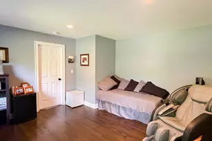 2 Jeremy Garden Ln, Woodbridge, CT 06525 - Photo 17
