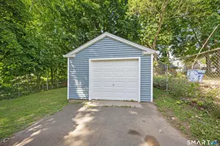 73 Springdale Ave, Meriden, CT 06451 - Photo 27