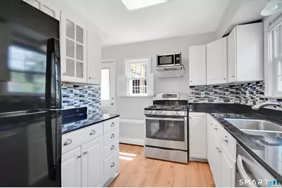 29 Chester Drive, Manchester, CT 06040 - Photo 7