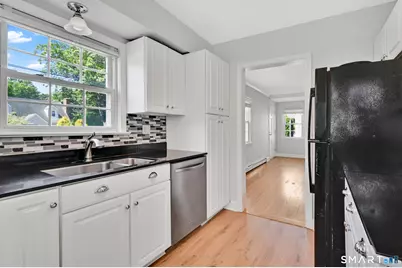29 Chester Drive, Manchester, CT 06040 - Photo 5