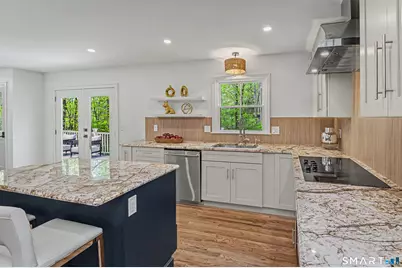 131 Fieldcrest Drive, Ridgefield, CT 06877 - Photo 5