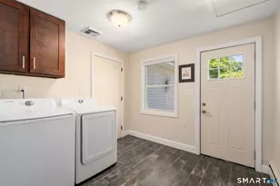 31 Cowan St, Suffield, CT 06078 - Photo 21