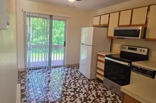 25 Lisa Ct, Waterbury, CT 06704 - Photo 3