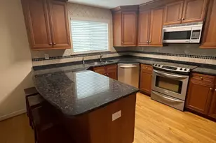 594 Mountain Rd, West Hartford, CT 06117 - Photo 27