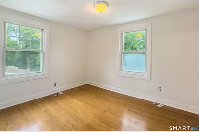 44 Quinsigamond Avenue, Waterbury, CT 06708 - Photo 17