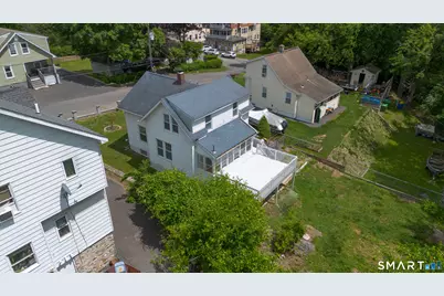 44 Quinsigamond Avenue, Waterbury, CT 06708 - Photo 3