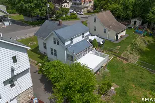 44 Quinsigamond Ave, Waterbury, CT 06708 - Photo 3