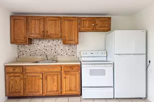 44 Quinsigamond Ave, Waterbury, CT 06708 - Photo 7