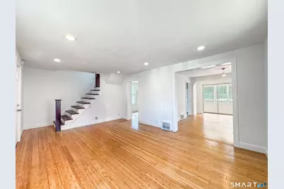 44 Quinsigamond Avenue, Waterbury, CT 06708 - Photo 5