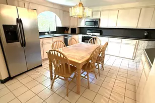 555 Whittemore Rd, Middlebury, CT 06762 - Photo 5