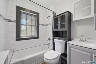 25 Little St, Bridgeport, CT 06604 - Photo 5
