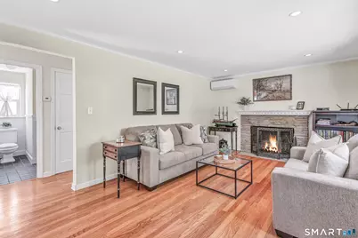 15 Evelyn Street, Trumbull, CT 06611 - Photo 5