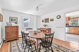 15 Evelyn St, Trumbull, CT 06611 - Photo 9