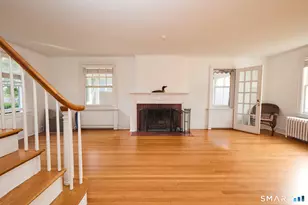 105 Dixon St, Bridgeport, CT 06604 - Photo 9