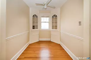 105 Dixon St, Bridgeport, CT 06604 - Photo 13