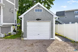 284 Shore Dr, Branford, CT 06405 - Photo 33