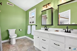 284 Shore Dr, Branford, CT 06405 - Photo 25