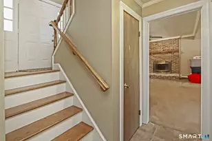 30 Squire Ct, Milford, CT 06460 - Photo 5
