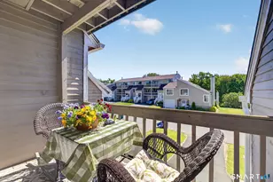 722 Robert Frost Dr, Branford, CT 06405 - Photo 15