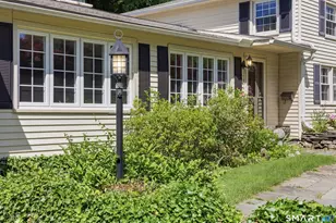 16 Hamilton Ln, Watertown, CT 06795 - Photo 3