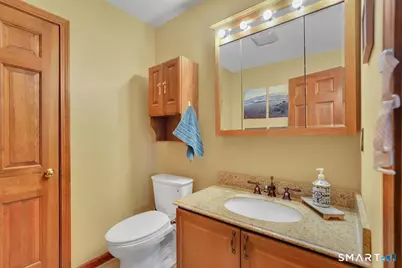 17 Eileen Lane, Enfield, CT 06082 - Photo 11