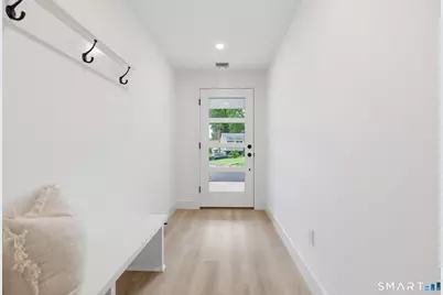 27 Suzanne Circle, Fairfield, CT 06825 - Photo 37