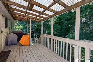 35 Mallard Ln, East Haven, CT 06512 - Photo 23