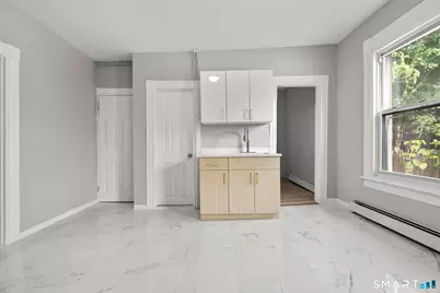 30 North Walnut Street, Waterbury, CT 06704 - Photo 9