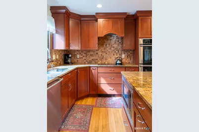 32 Lornadale Drive, Norwich, CT 06360 - Photo 9