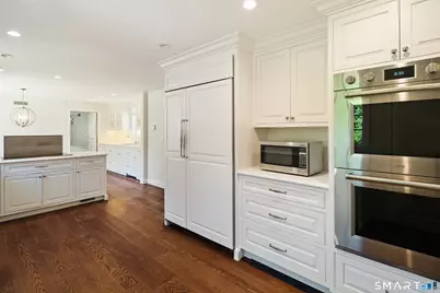 30 Inwood Road, Darien, CT 06820 - Photo 7