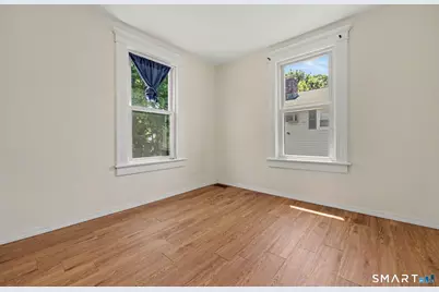 26 Victor Street, Danbury, CT 06810 - Photo 17