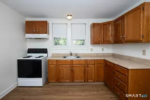 73 Evansville Ave, Meriden, CT 06451 - Photo 9