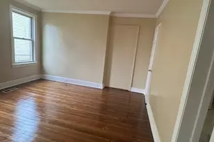 49 Dover St, Bridgeport, CT 06610 - Photo 3